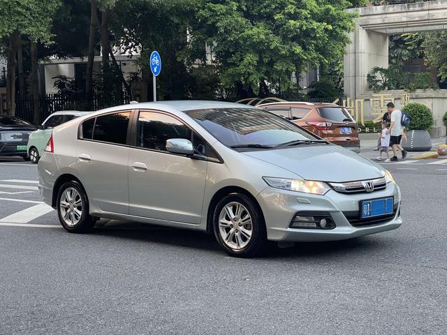 Honda INSIGHT 2013 #4 Honda INSIGHT 2013 immagine di auto #4