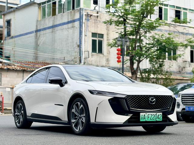 马自达 马自达EZ-6 2024 汽车图片 #4