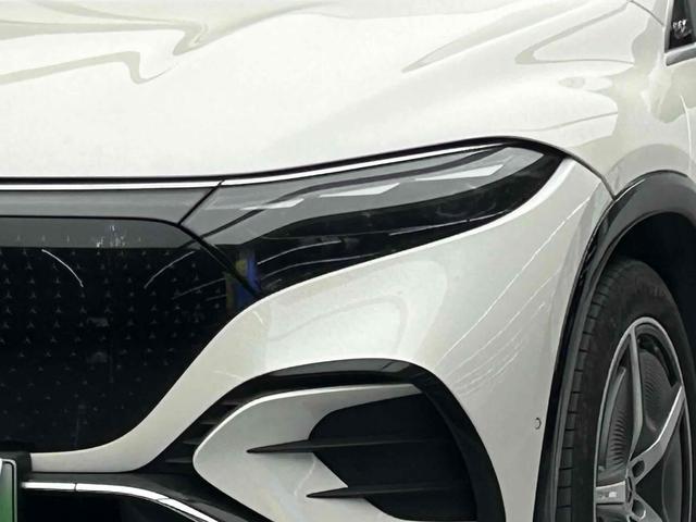 Mercedes-Benz EQS SUV 2024 car image #4