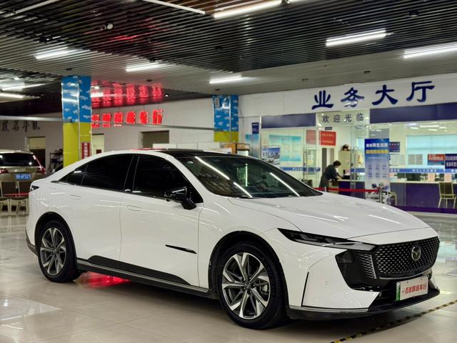 Mazda EZ-6 2024 immagine di auto #4