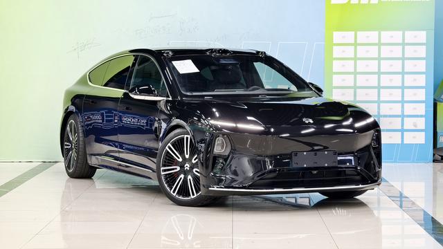 NIO ET9 2025 image de voiture #4