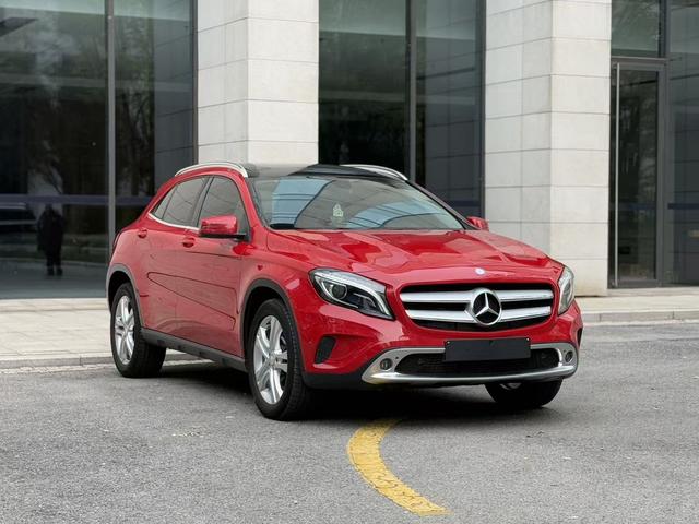 Mercedes-Benz GLA Class (Imported) 2014 #4 Mercedes-Benz GLA Class (Imported) 2014 immagine di auto #4