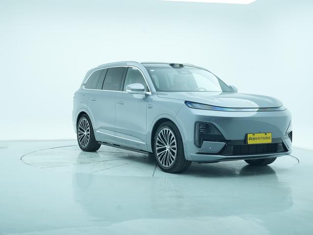 Deepal S09 2025 #4 Deepal S09 2025 car image #4