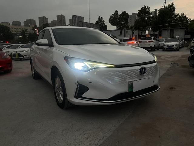 Changan Eado EV 2023 car image #4