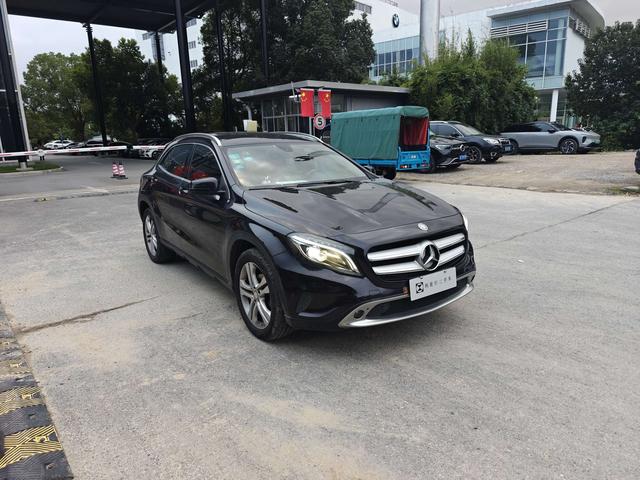Mercedes-Benz GLA Class (Imported) 2015 #4 Mercedes-Benz GLA Class (Imported) 2015 immagine di auto #4
