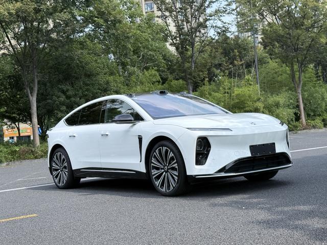 NIO ET9 2024 изображение автомобиля #4