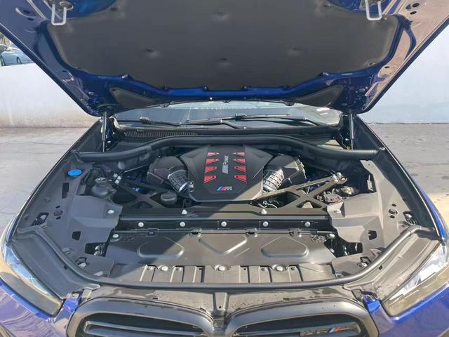 BMW X6 M car image #4