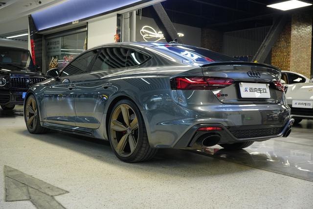 Audi RS 5 2022 #4 Audi RS 5 2022 صورة سيارة #4