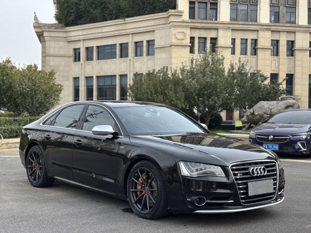 Audi S8 2016 car image #4
