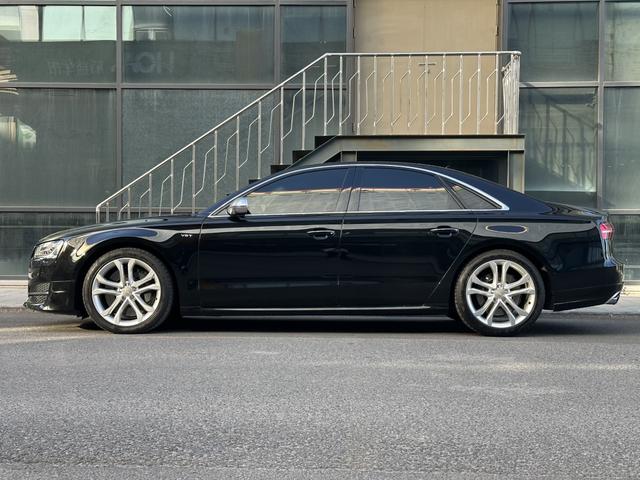 Audi S8 2017 #4 Audi S8 2017 car image #4