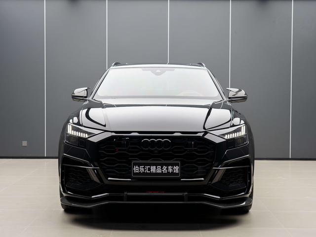 Audi RS Q8 2022 car image #4