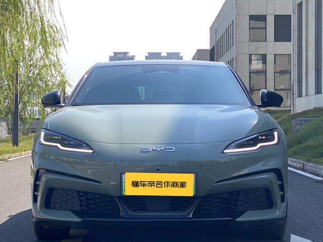 BYD Seal 06GT 2025 car image #4