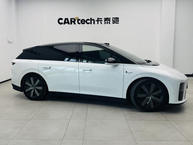 理想汽车 理想i6 2025 汽车图片 #4