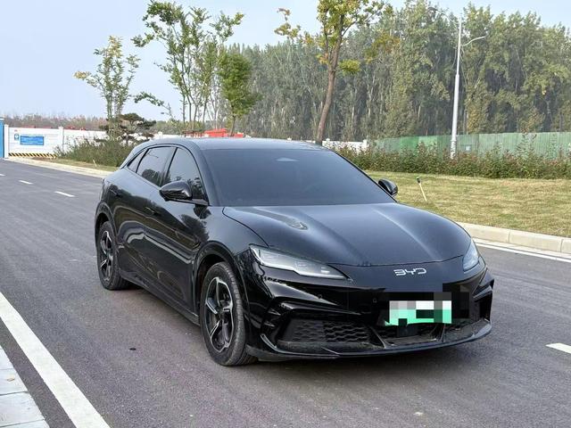 BYD Seal 06GT 2025 car image #4