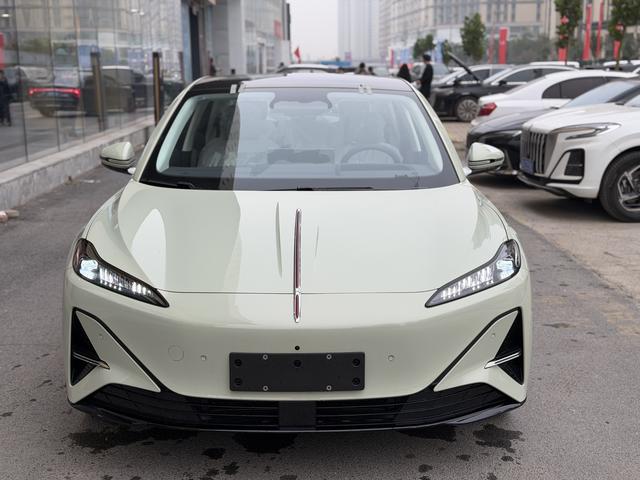 HongQi TianGong 05 2025 car image #4