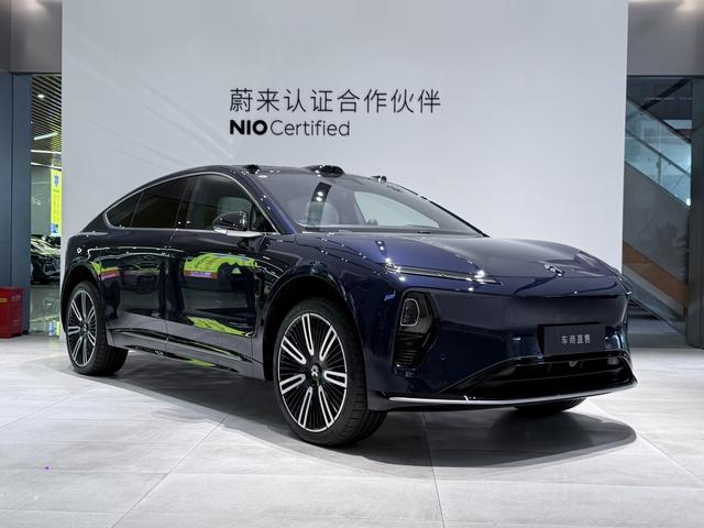 蔚来 蔚来ET9 2025 汽车图片 #4