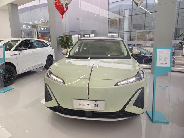 HongQi TianGong 06 2025 car image #4