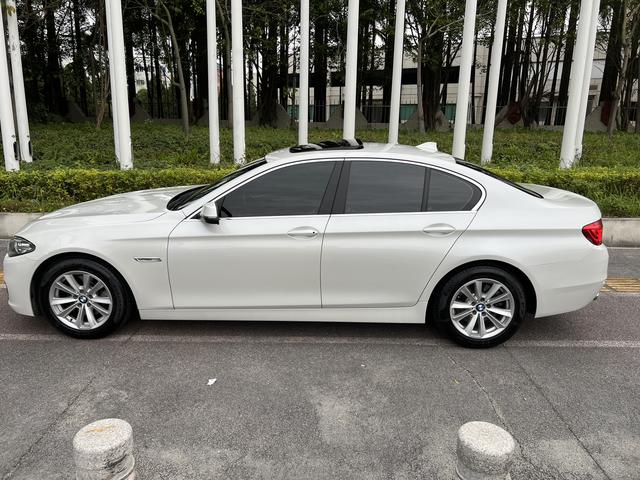 BMW 5 Series (Imported) 2016 #4 BMW 5 Series (Imported) 2016 imagem de carro #4