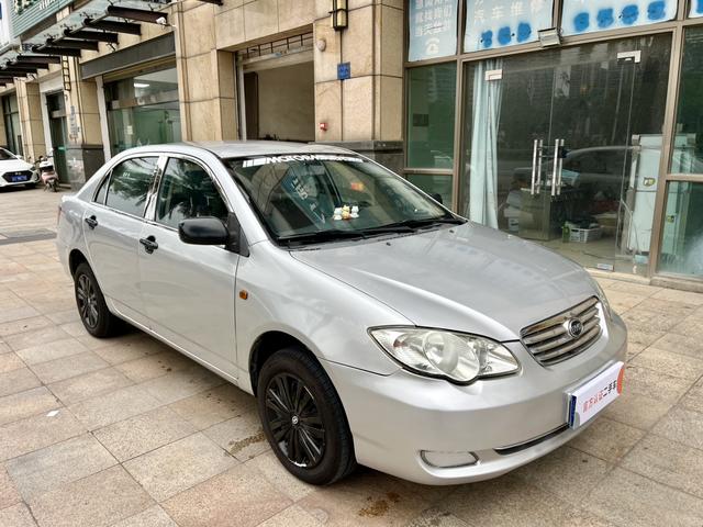 BYD F3 2015 immagine di auto #4