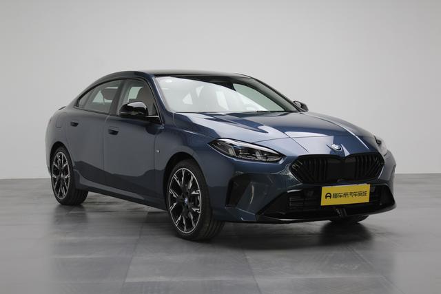 BMW 2 Series 2025 #4 BMW 2 Series 2025 car image #4