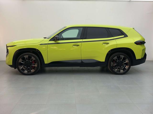 BMW XM صورة سيارة #4