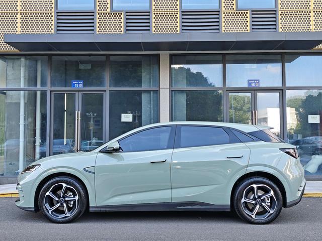 BYD Seal 06GT 2025 car image #4