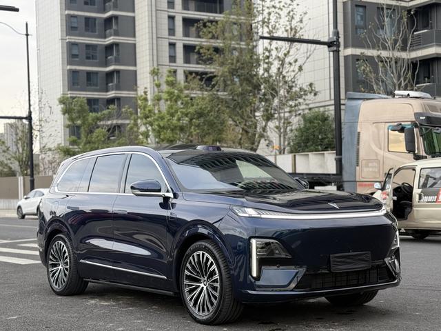 Deepal S09 2025 car image #4