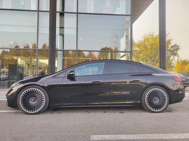 Mercedes-Benz EQS AMG 2022 imagen de coche #4