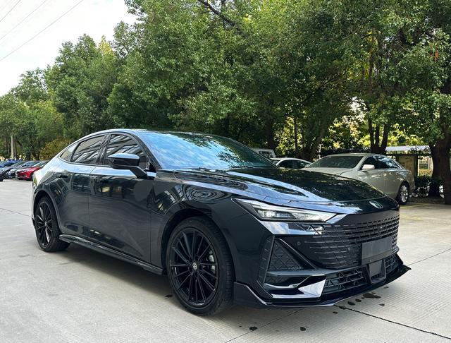 长安 长安UNI-V 2023 汽车图片 #4