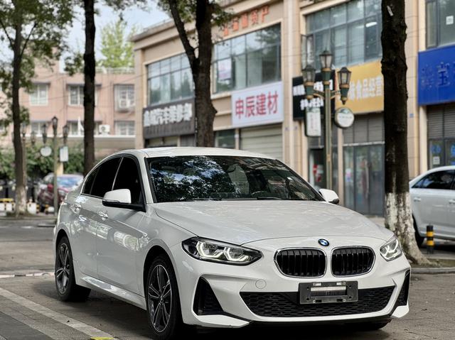 BMW 1 Series 2021 car image #4