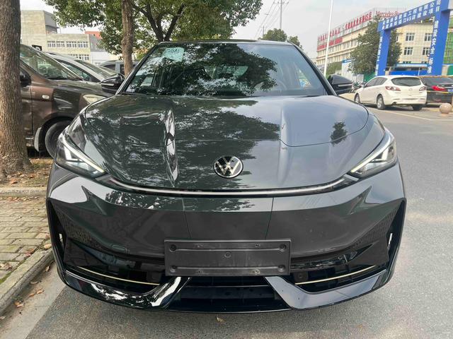 Volkswagen ID.UNYX 06 2024 #4 Volkswagen ID.UNYX 06 2024 imagen de coche #4