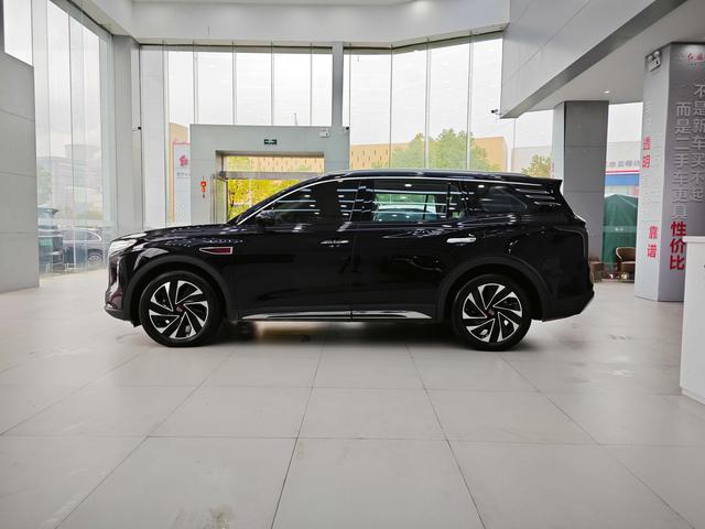 HongQi HS7 PHEV 2024 car image #4