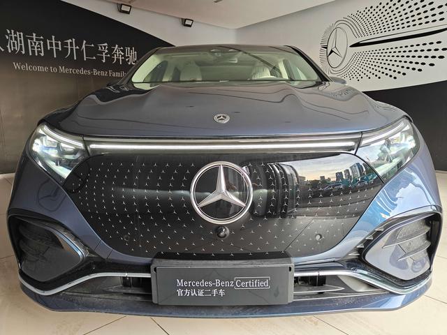 Mercedes-Benz EQS SUV 2025 #4 Mercedes-Benz EQS SUV 2025 car image #4