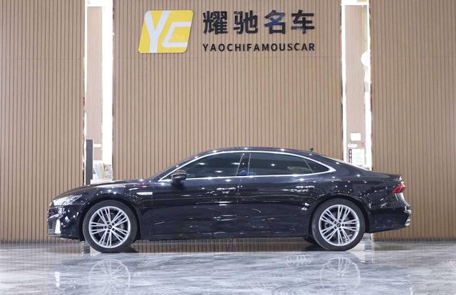 Audi A7L 2025 immagine di auto #4