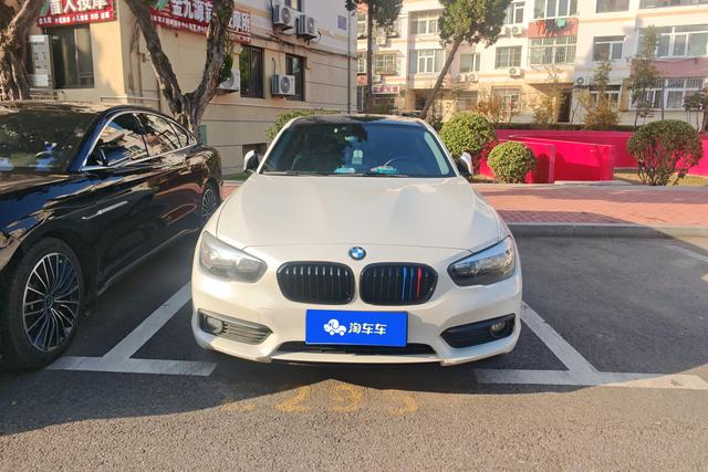 BMW 1 Series (Imported) 2019 #4 BMW 1 Series (Imported) 2019 car image #4