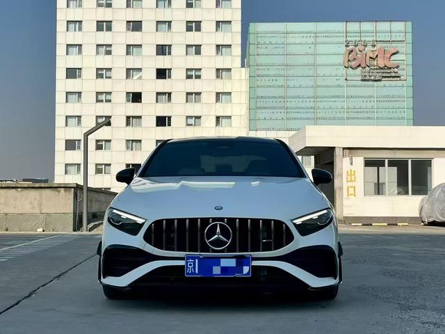 Mercedes-Benz A AMG 2024 #4 Mercedes-Benz A AMG 2024 صورة سيارة #4
