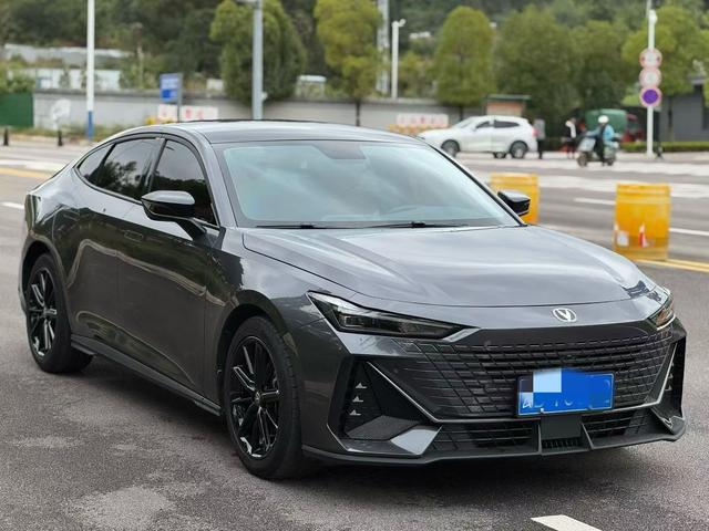 Changan CS15 EV 2023 car image #4