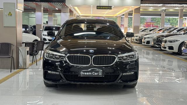 BMW M8 2017 #4 BMW M8 2017 car image #4