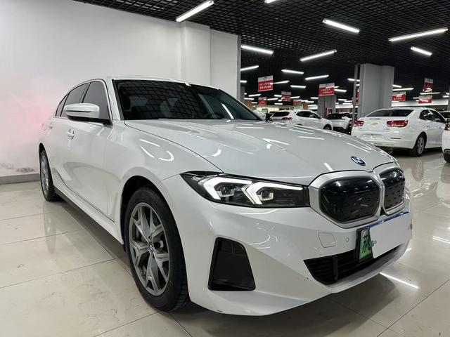 BMW M235L 2023 #4 BMW M235L 2023 car image #4