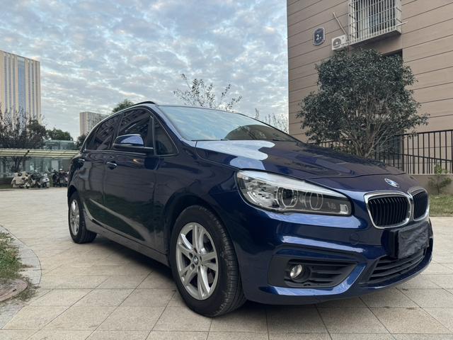 BMW M235L 2017 صورة سيارة #4