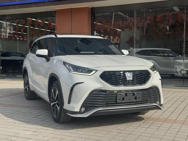 Toyota Crown Kluger 2023 car image #4