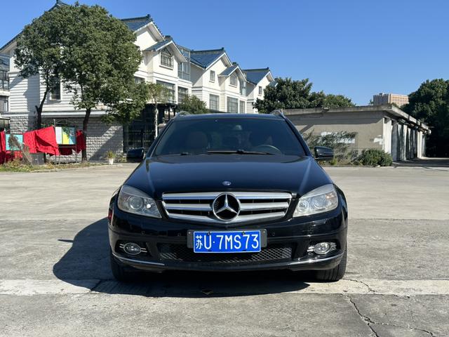 Mercedes-Benz M AMG 2011 صورة سيارة #4