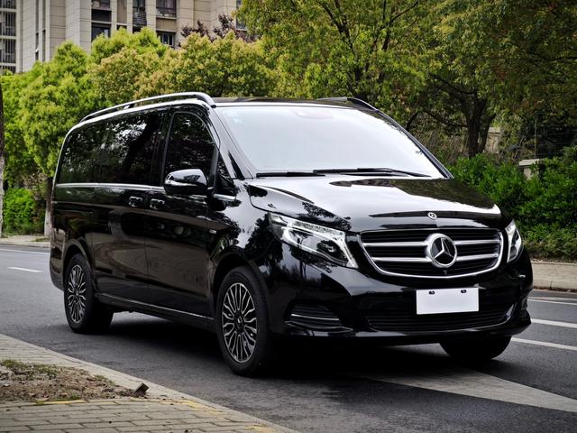 Mercedes-Benz C AMG New Energy 2017 car image #4