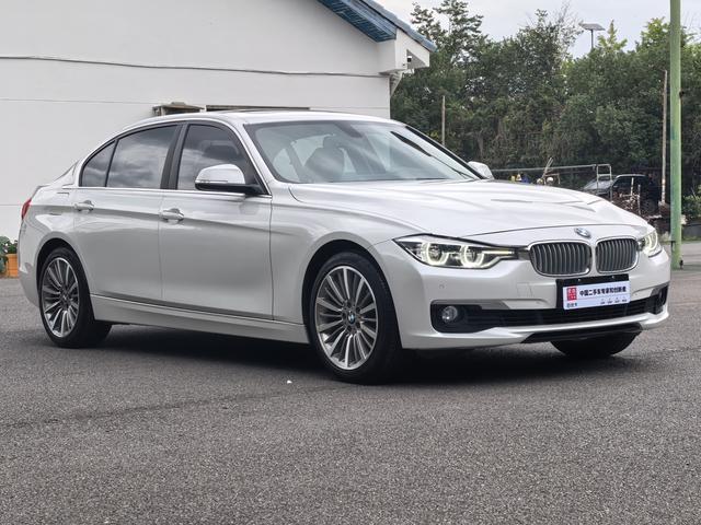 BMW iX M60 2019 immagine di auto #4