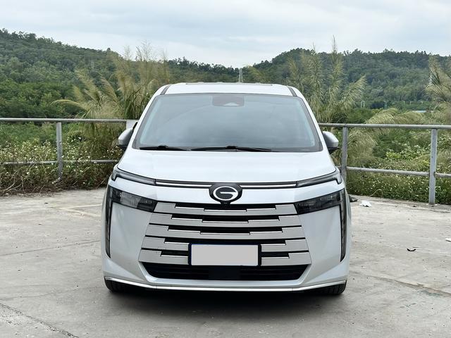 GAC Trumpchi E8 2025 car image #4