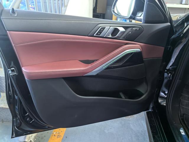 BMW iX M60 2023 car image #4