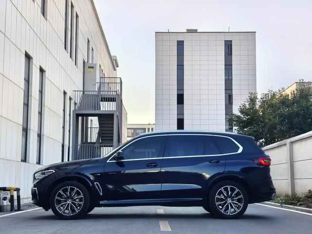 BMW X5 2022 imagen de coche #4