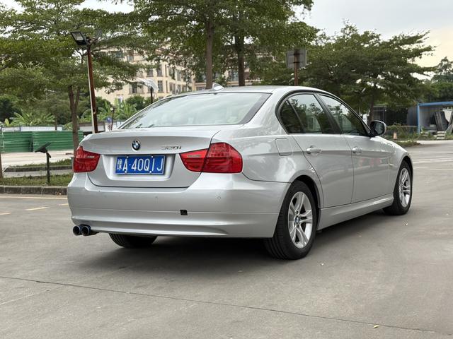 BMW i5 M60 2011 car image #4