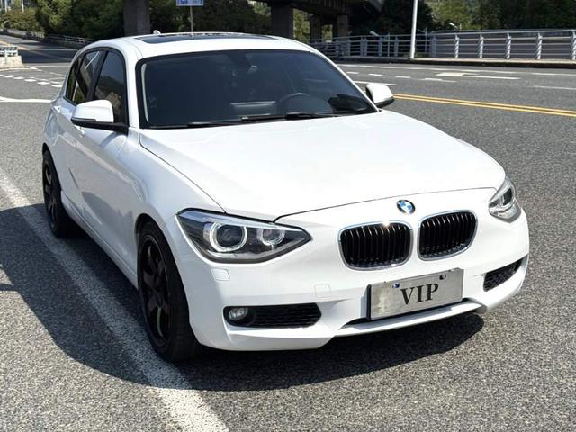 BMW M760Le 2012 #4 BMW M760Le 2012 car image #4