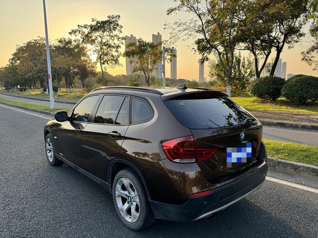 BMW M760Le 2011 car image #4